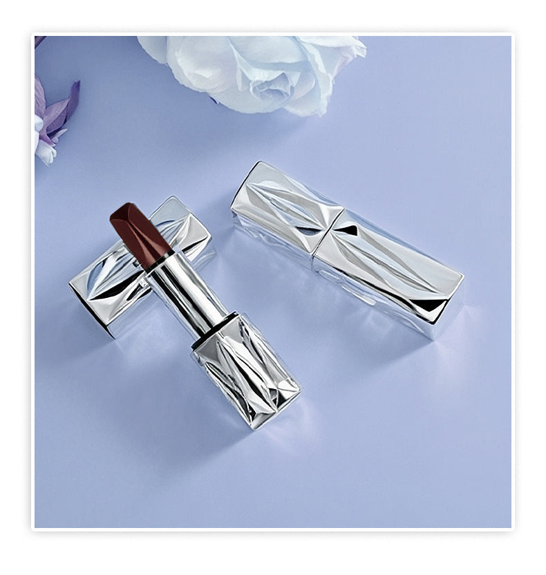 Velvet Matte Color Changing Lipstick With Hydrating Finish